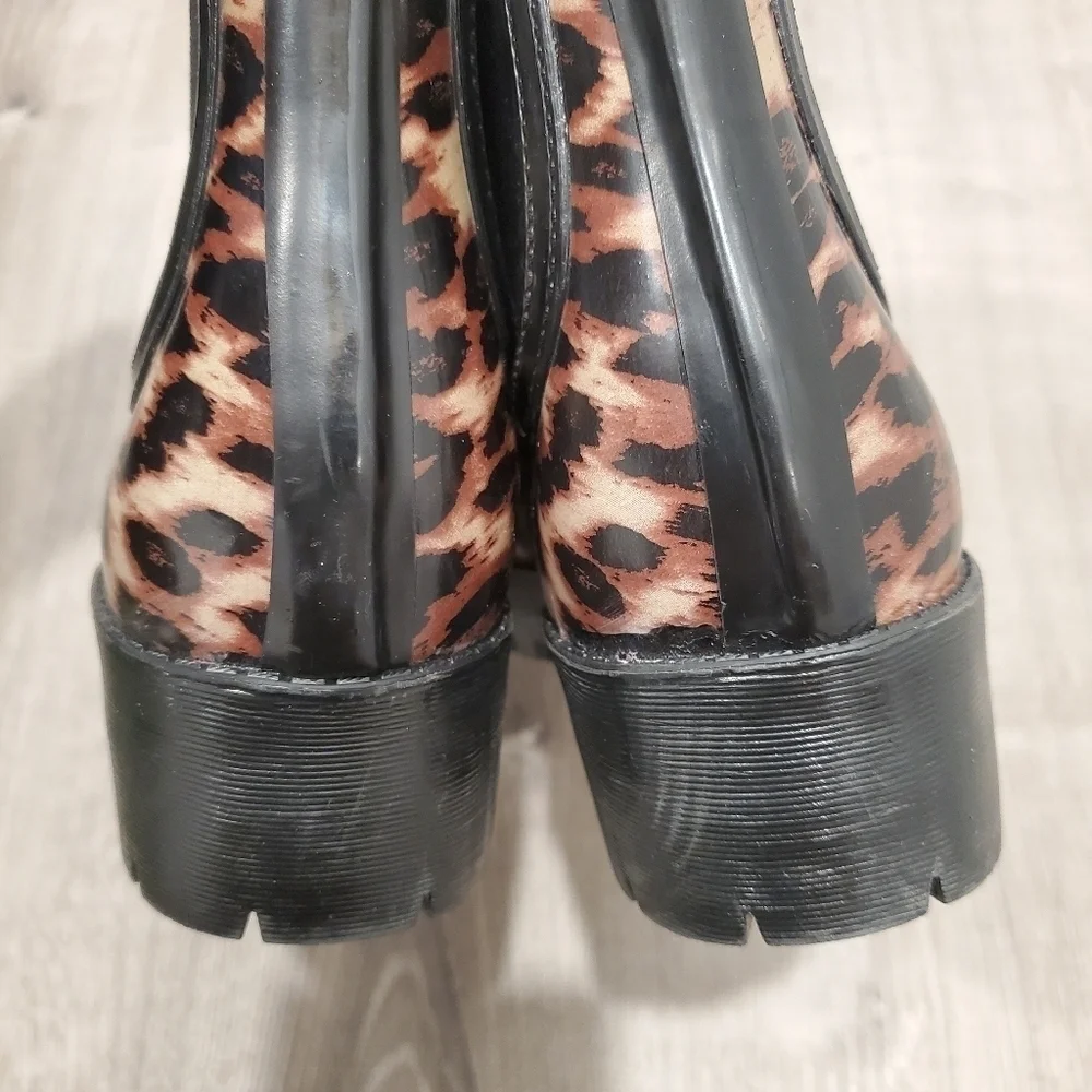 NEW Jeffrey Campbell Cloudy-V Animal Print Boots